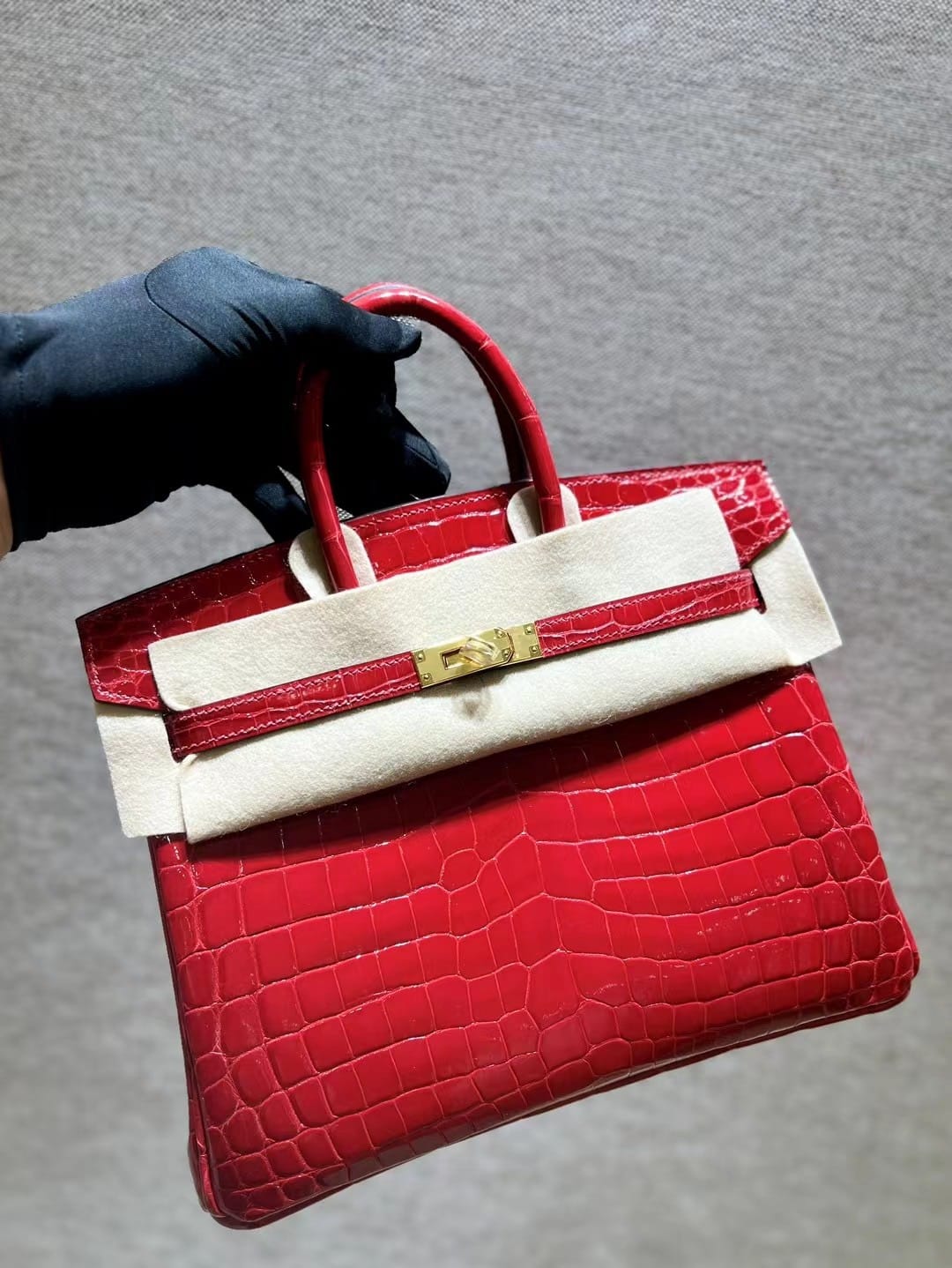 老板手动发的标题